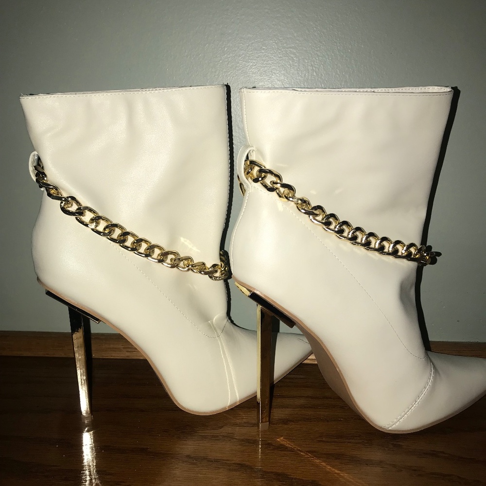 Booties - Fit For A Queen